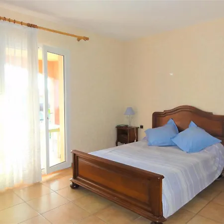 Quiet Close To Beaches Shops Friendly Villa, Private Pool Garden * Bompas (Pyrenees-Orientales)